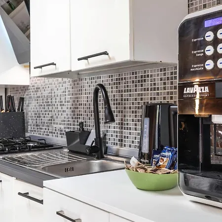 Posizione Strategica, Wi-fi E Parcheggio Gratuito Holiday home Sassari
